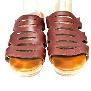 Vtg Dansko 40 9.5-10 US Burgundy Leather Cut-out Platform Sandals Casual Office